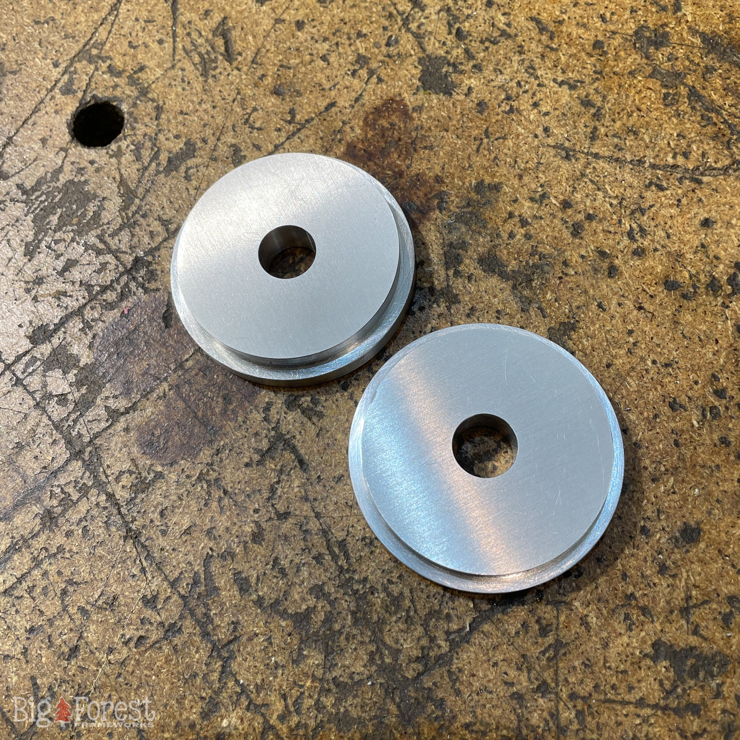 T47 x 68/69mm Wide BB Holder Adapter - Fixter Frame Fixture